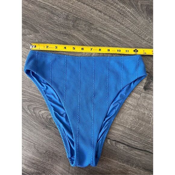 Aerie High Leg Bikini Bottom size M - Picture 2 of 4